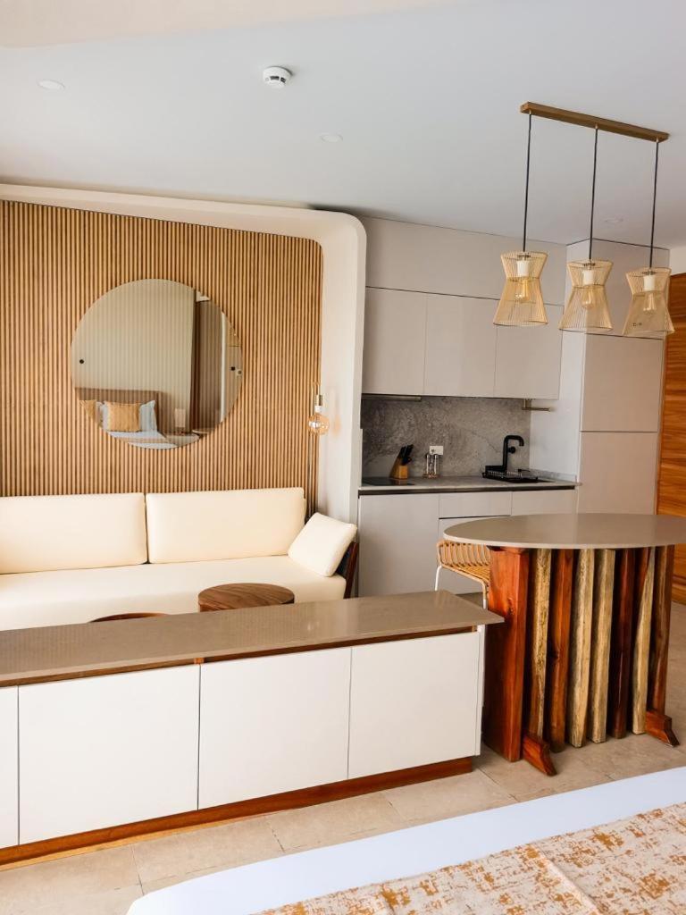 Alizee Tower Apartment ปลายาเดลการ์เมน ภายนอก รูปภาพ